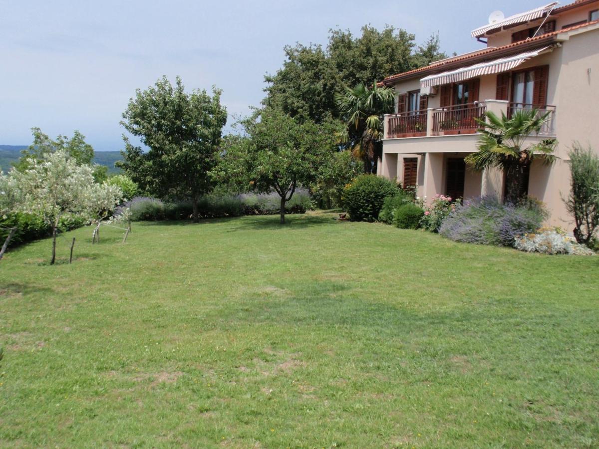 Apartments With A Parking Space Presika, Labin - 7390 Eksteriør bilde